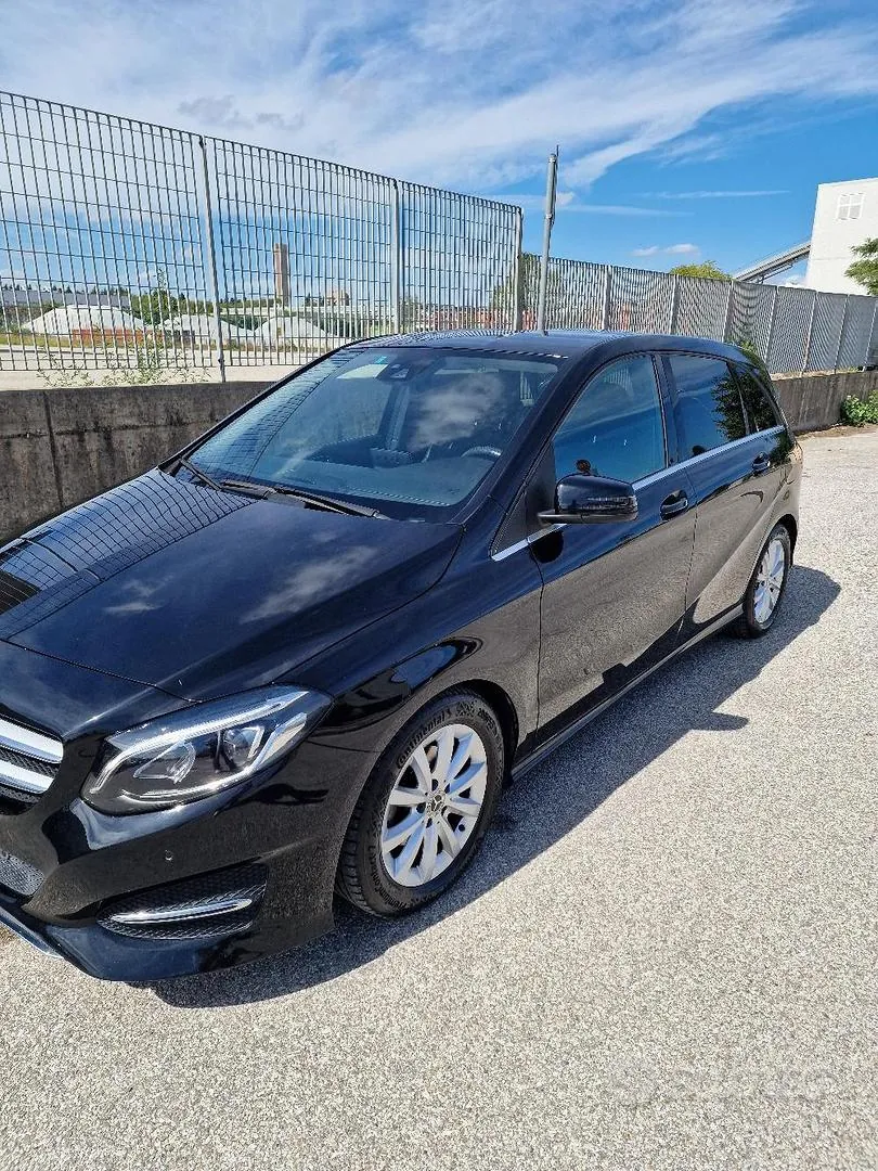 Mercedes-Benz B-Class 2017 photo 2