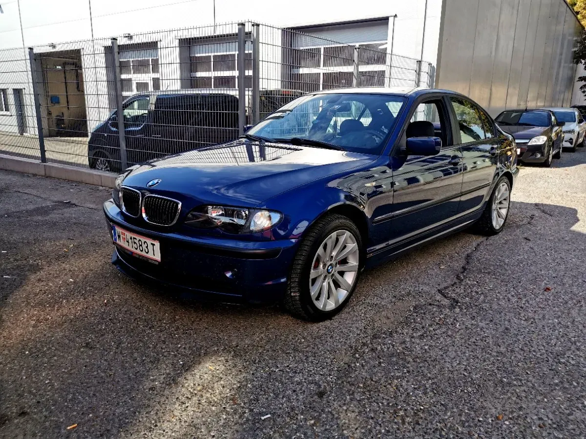 BMW 3 Series 2004 photo 3