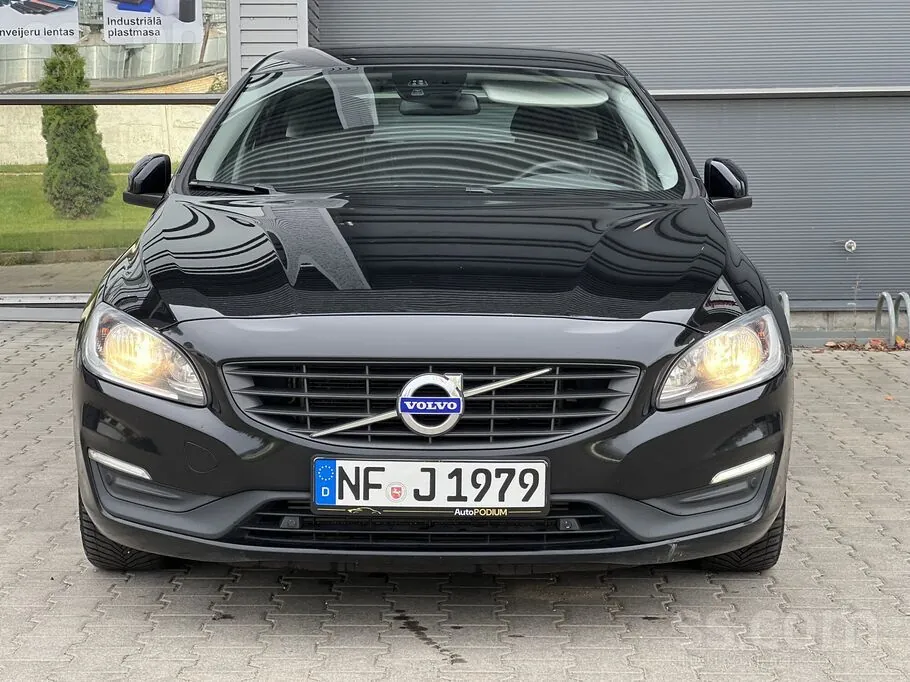 Volvo V60 2016 photo 5