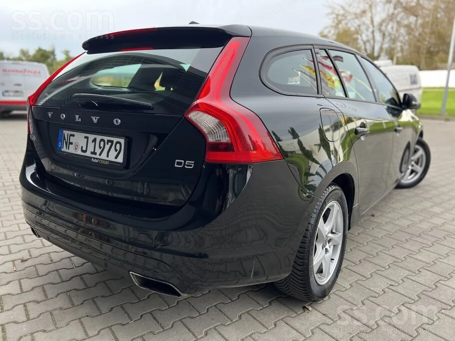 Volvo V60 2016 photo 3