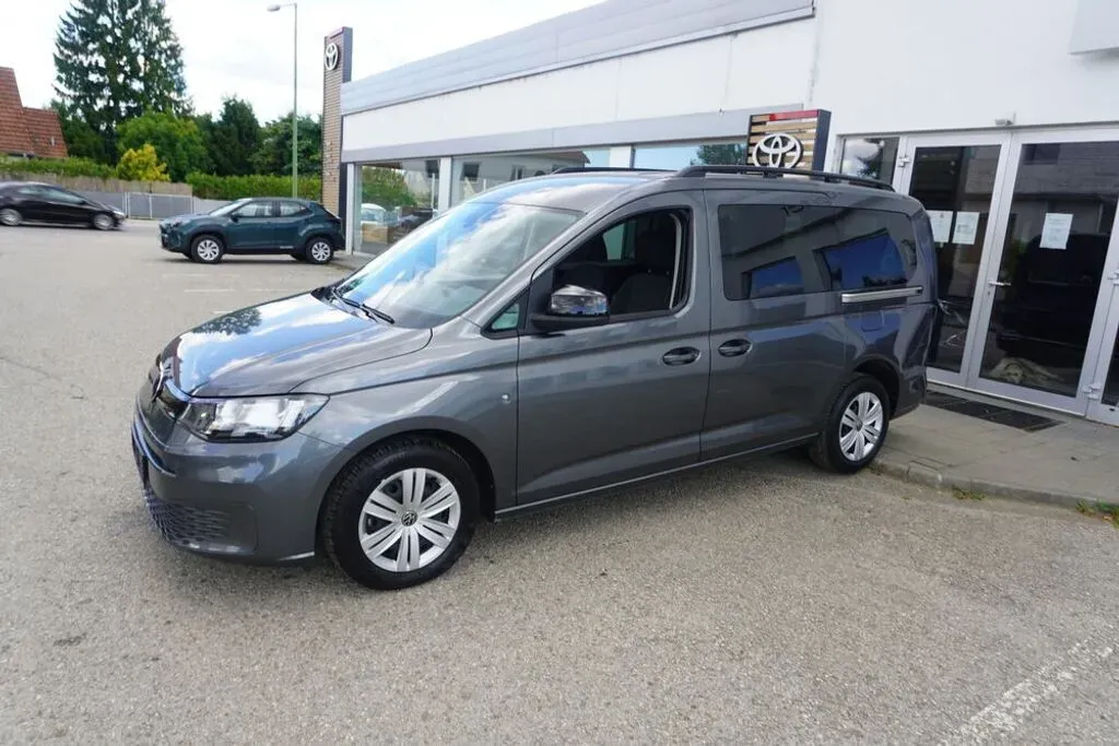 Volkswagen Caddy 2023 photo 2