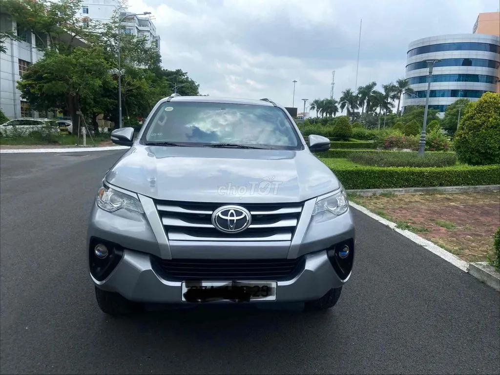 Toyota Fortuner 2018 photo 4