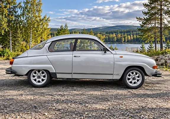 Saab 96 1976 photo 3