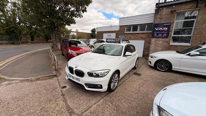 BMW 1 Series 2016 photo 4