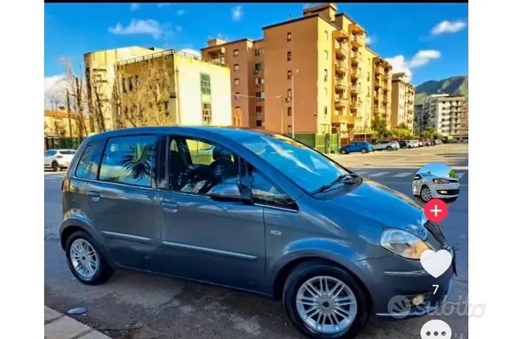 Lancia Musa 2011 photo 2