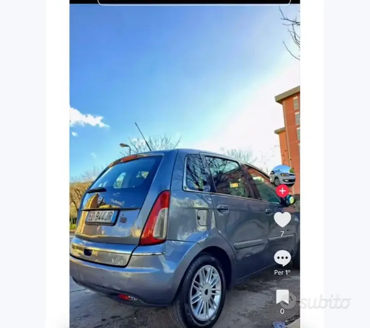 Lancia Musa 2011 photo 4