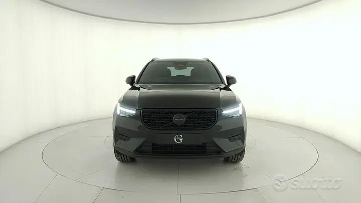 Volvo Xc40 photo 2