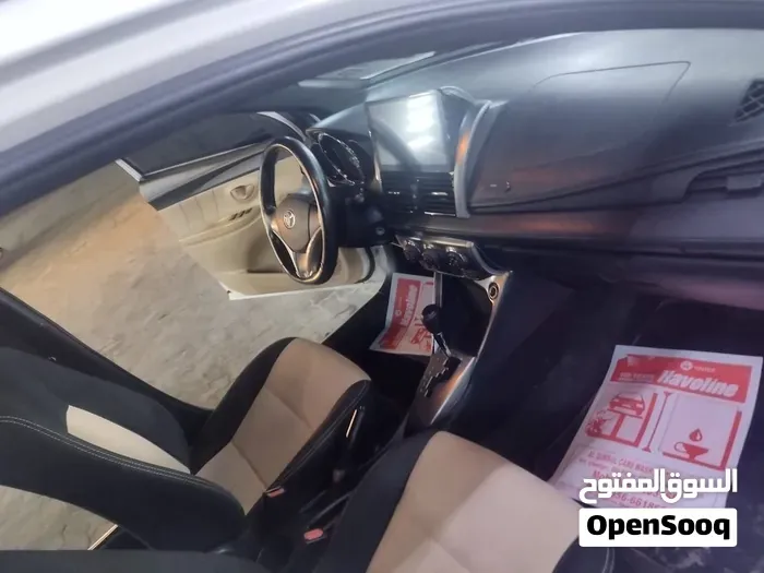 Toyota Yaris 2015 photo 3