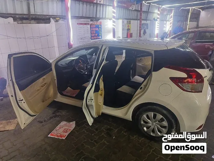 Toyota Yaris 2015 photo 4