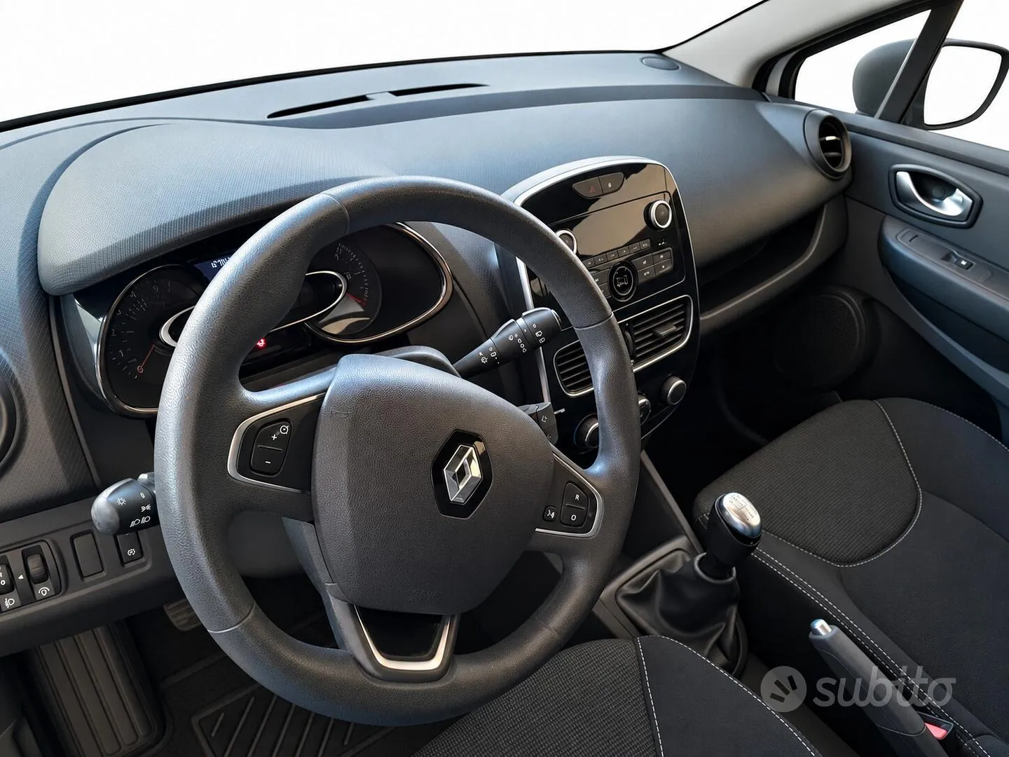 Renault Clio 2018 photo 4