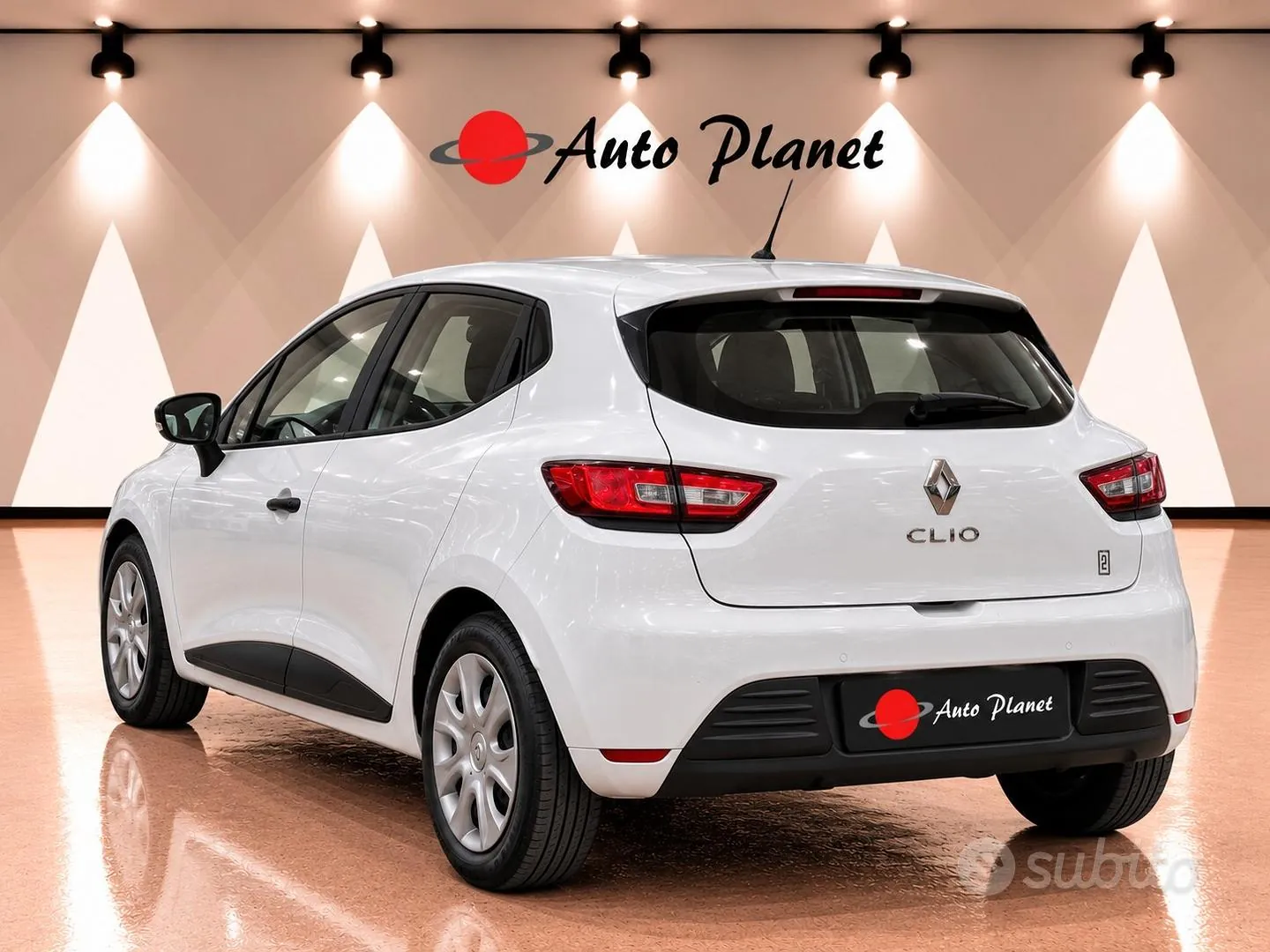 Renault Clio 2018 photo 2