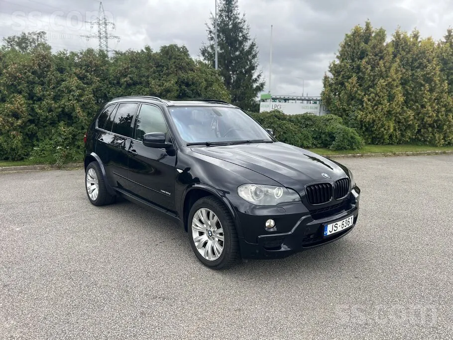 BMW X5 2009 photo 2