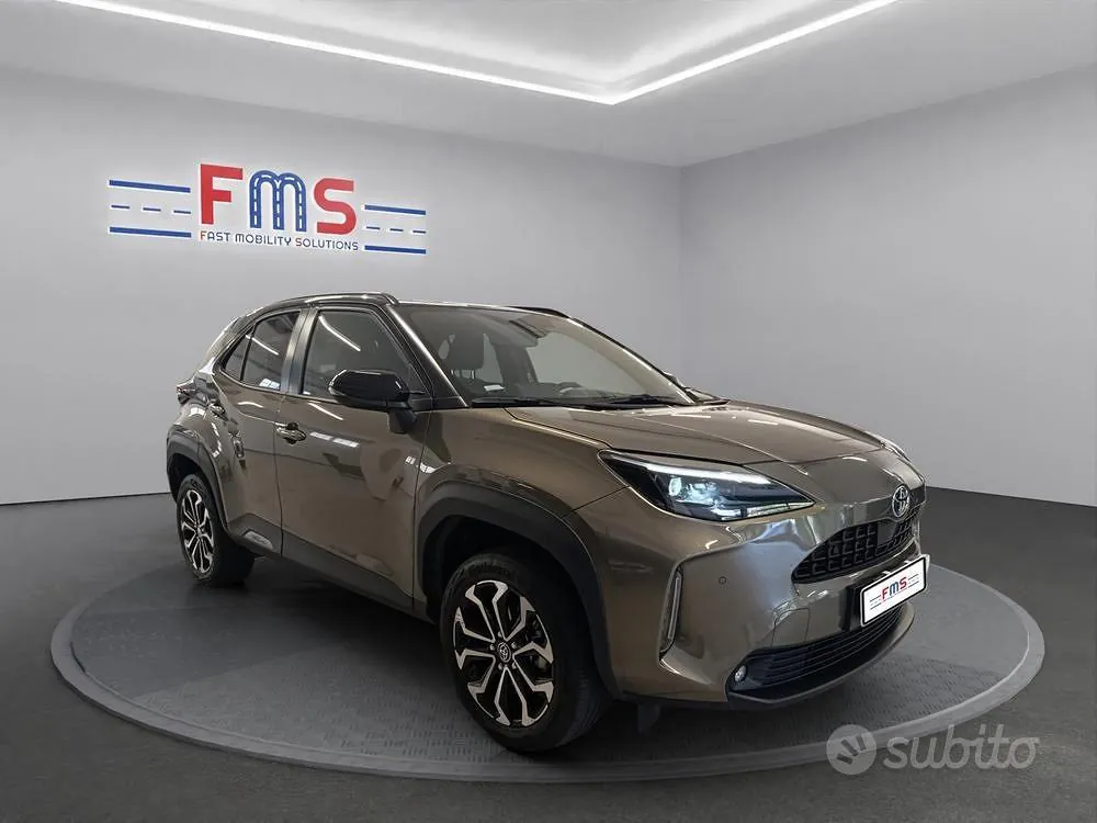 Toyota Yaris Cross 2024 photo 2
