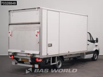 Mercedes-Benz Sprinter 2021 photo 2