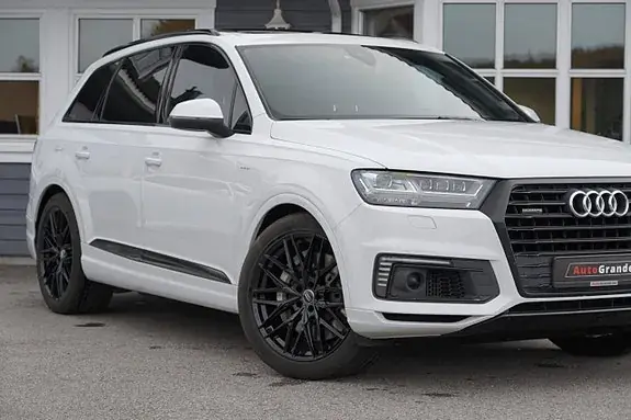 Audi Q7 2016 photo 4