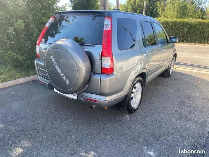 Honda Cr-V 2005 photo 2