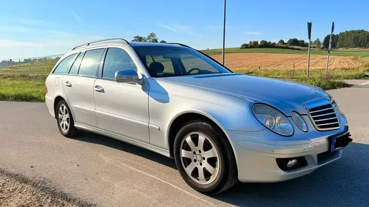 Mercedes-Benz E 220 T Cdi
