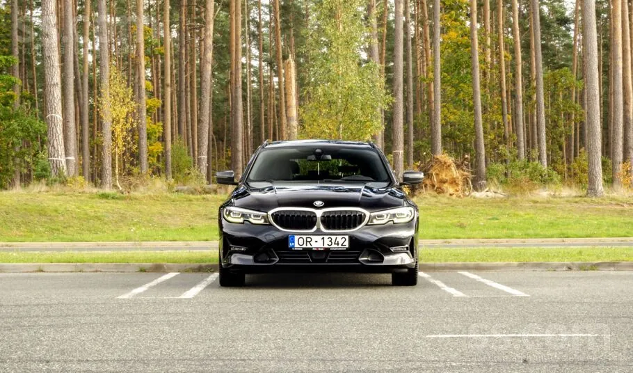 BMW 320D 2021 photo 3