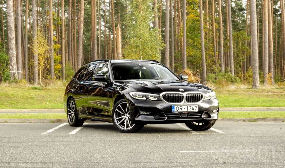 BMW 320D 2021 photo 2