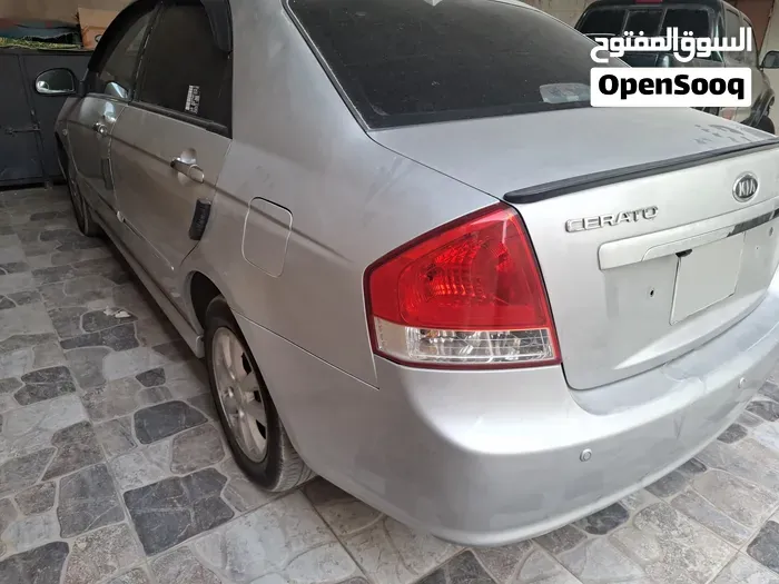 Kia Cerato 2008 photo 3