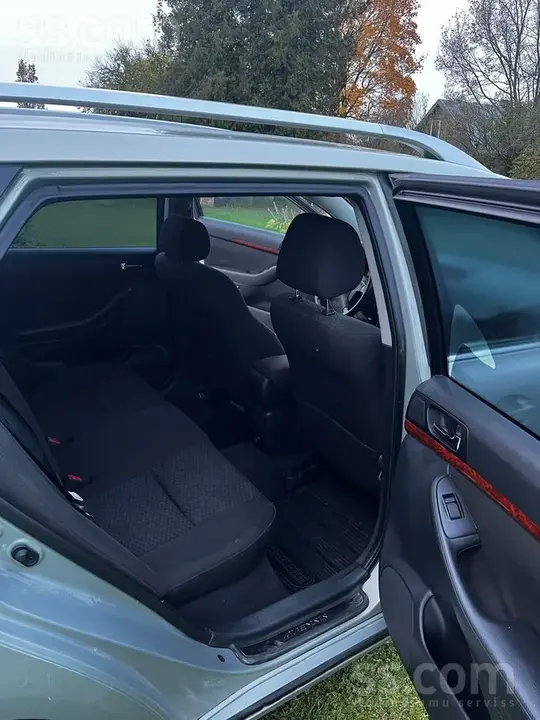 Toyota Avensis 2006 photo 4