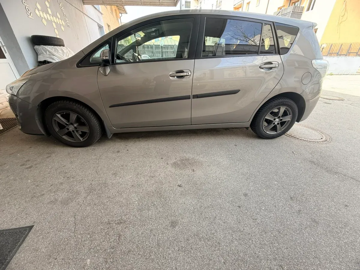 Toyota Verso