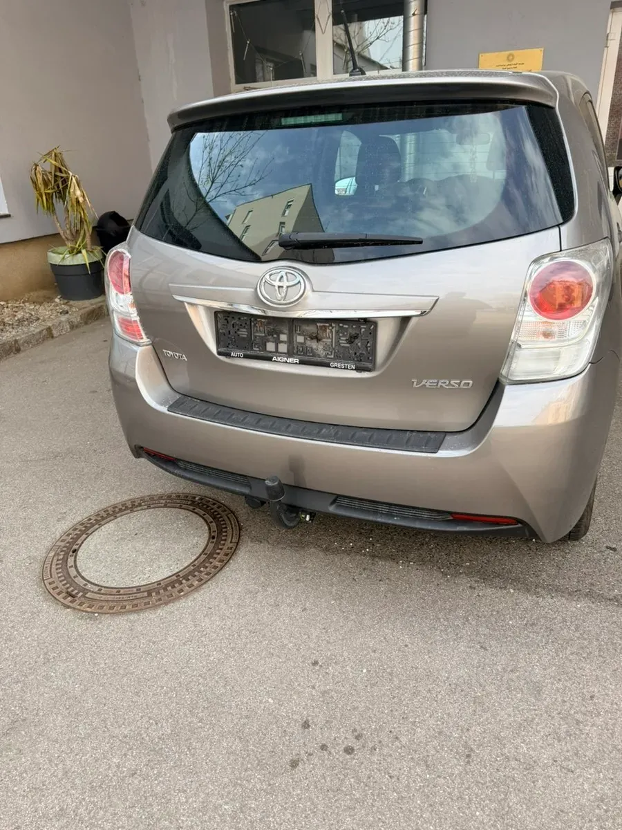 Toyota Verso 2014 photo 2