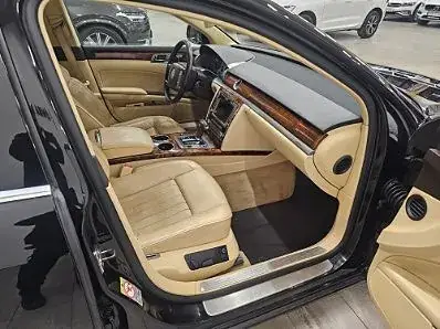 Volkswagen Phaeton 2009 photo 3