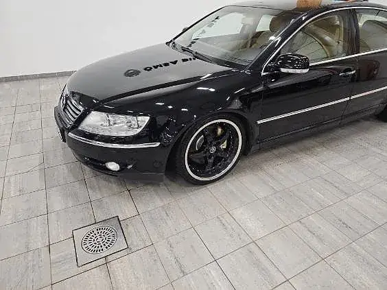 Volkswagen Phaeton 2009 photo 5