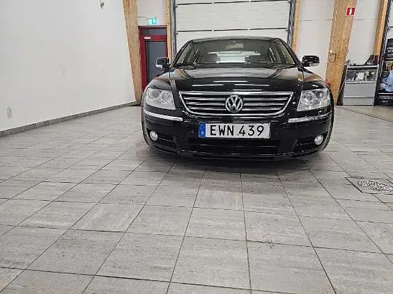 Volkswagen Phaeton 2009 photo 4