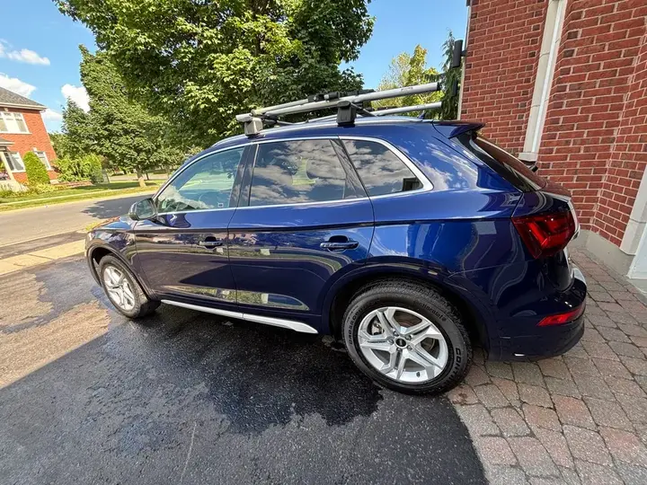 Audi Q5 2023 photo 2