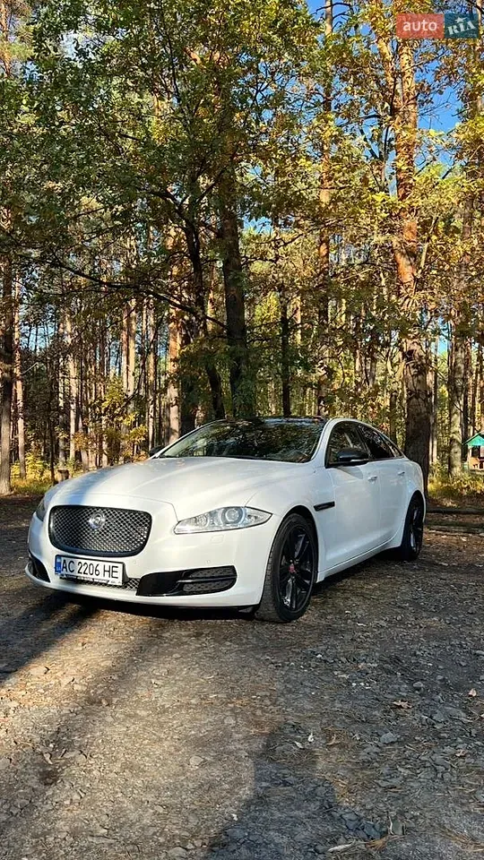 Jaguar Xj