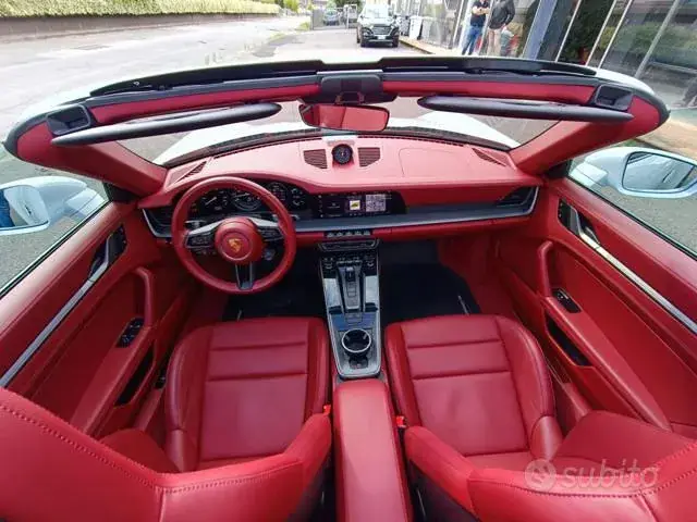 Porsche 911 2024 photo 3