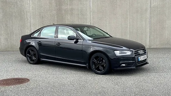 Audi A4 2013 photo 2