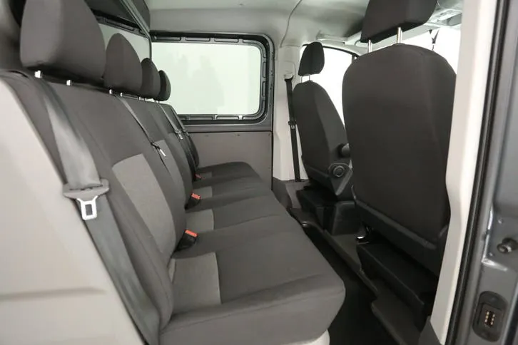 Volkswagen Crafter 2023 photo 3