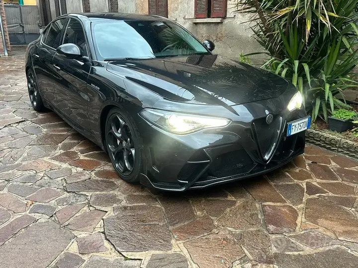 Alfa Romeo Giulia 2018 photo 5