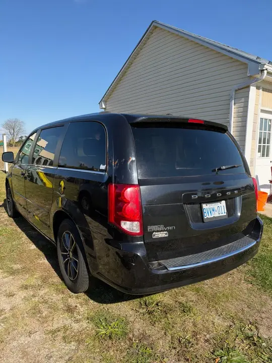 Dodge Grand Caravan 2016 photo 3