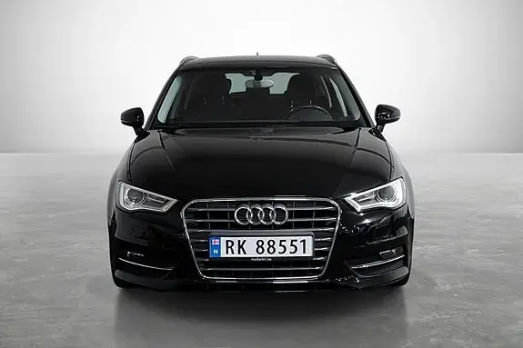 Audi A3 2015 photo 3