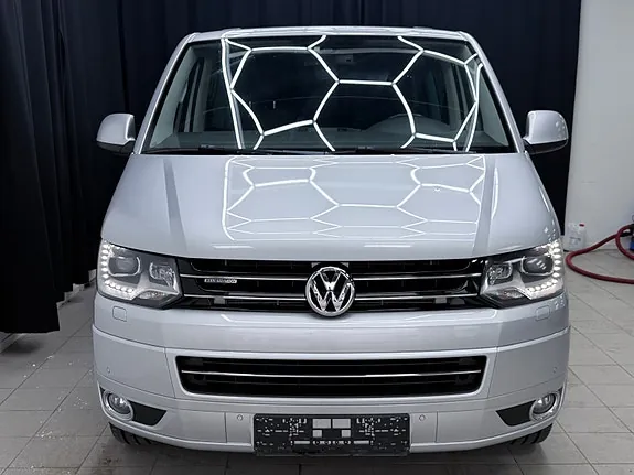 Volkswagen Multivan 2014 photo 2