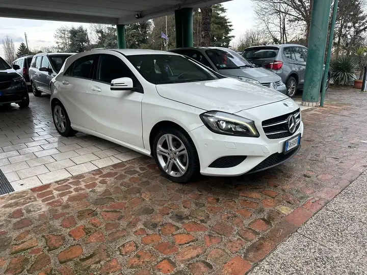Mercedes-Benz A 180 Cdi 2015 photo 3