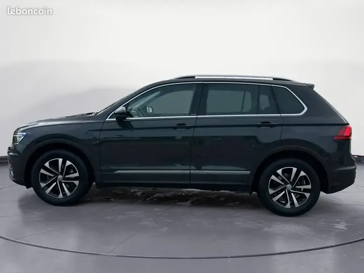 Volkswagen Tiguan 2019 photo 2