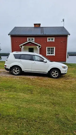 Mitsubishi Outlander 2010 photo 4