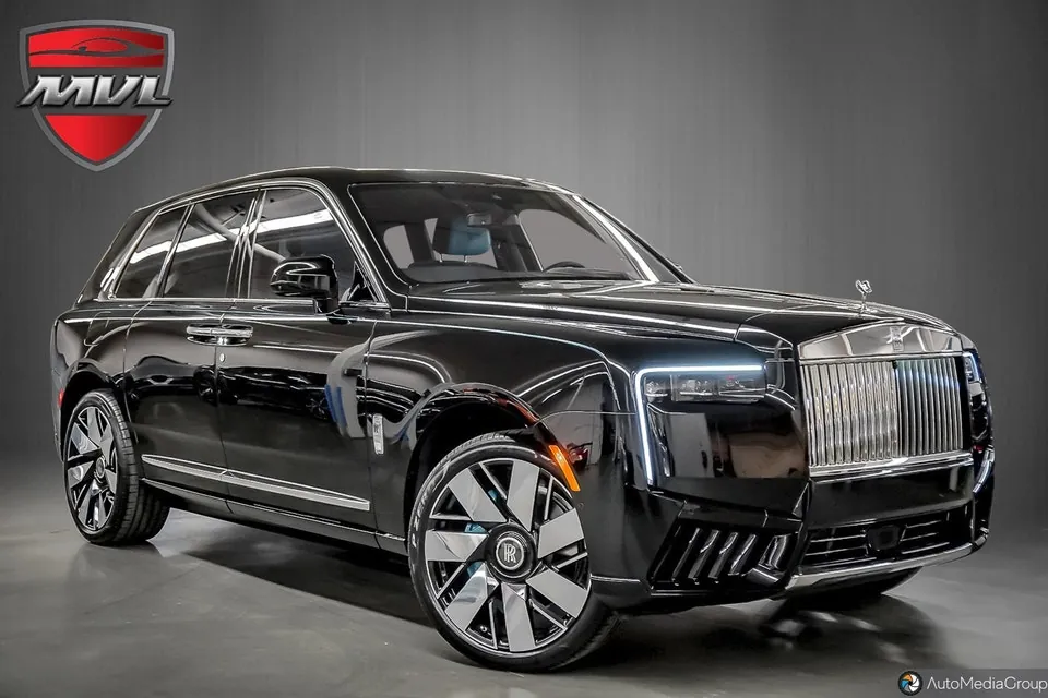 Rolls-Royce Cullinan 2025 photo 2