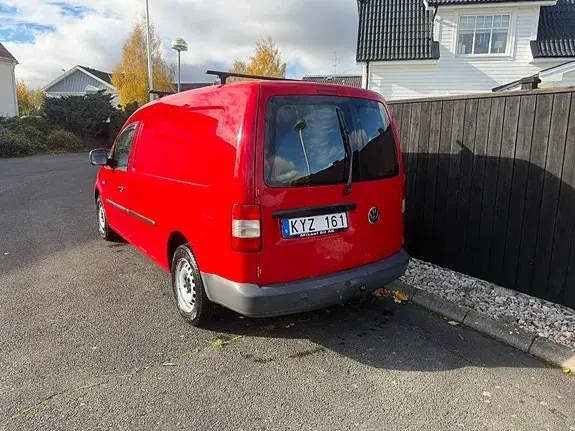 Volkswagen Caddy Maxi 2010 photo 2