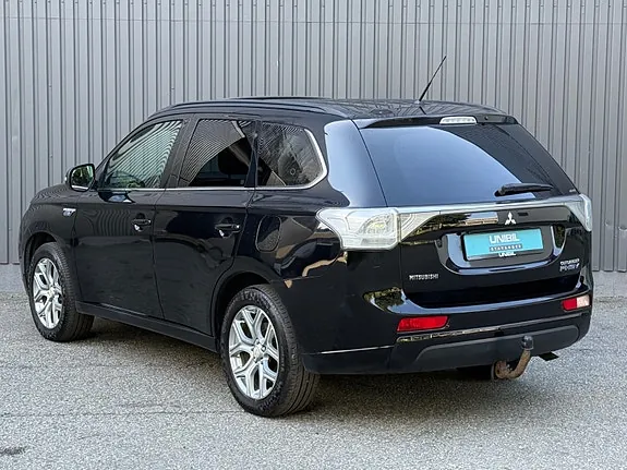 Mitsubishi Outlander 2015 photo 2