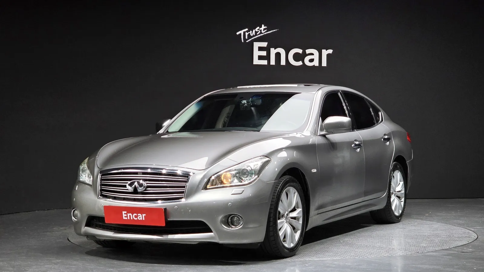 Infiniti M37