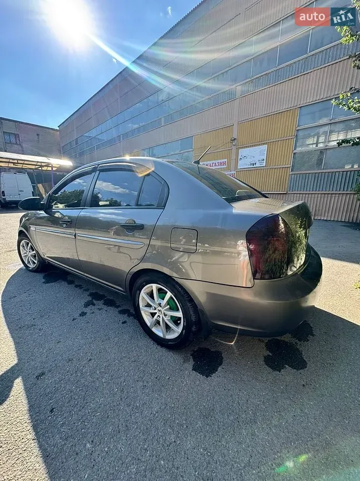 Hyundai Accent 2008 photo 5