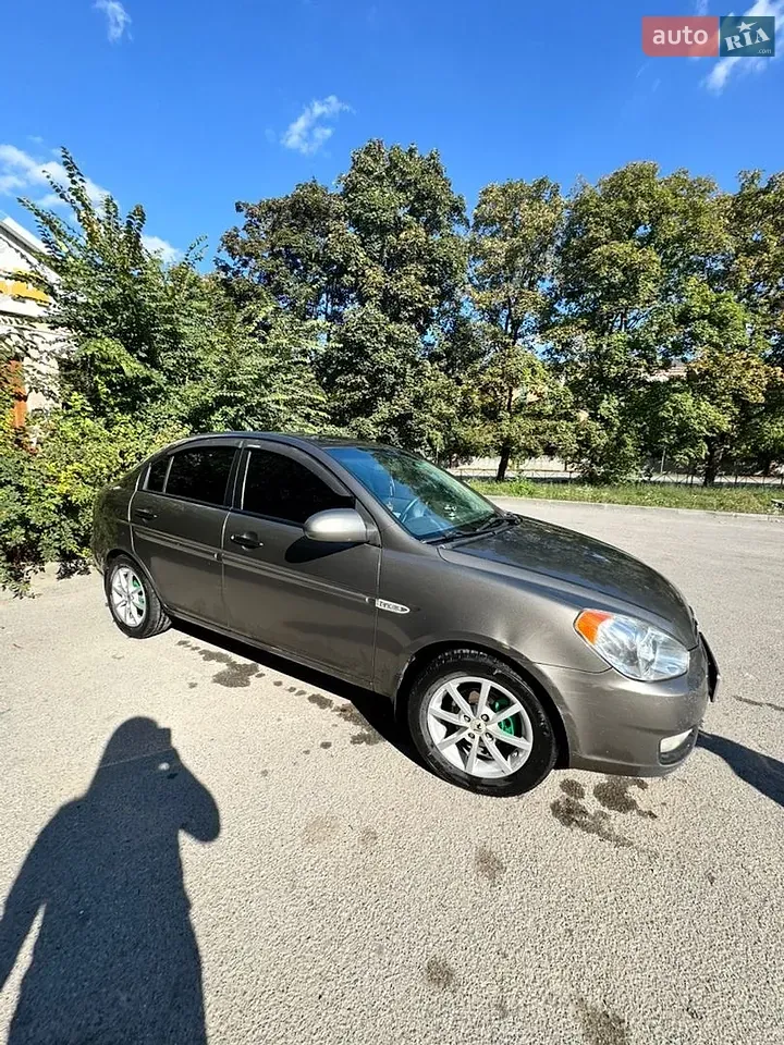 Hyundai Accent 2008 photo 4