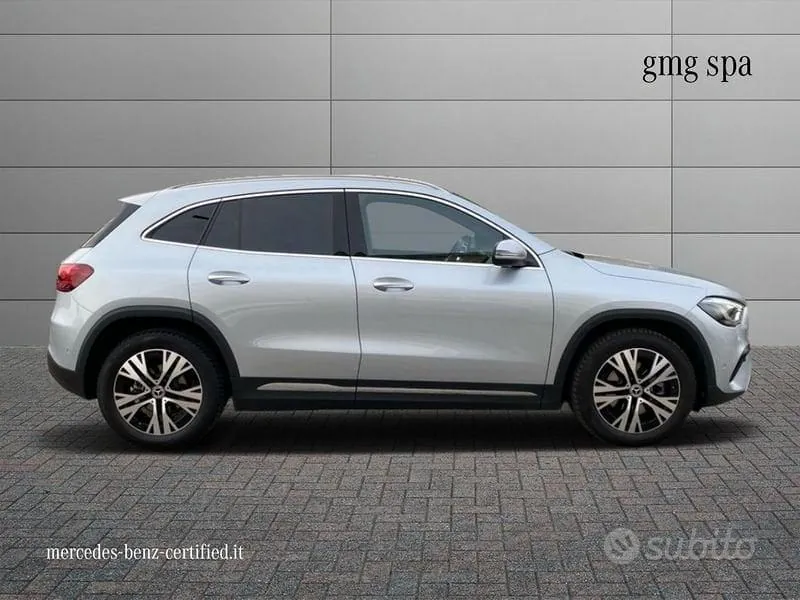 Mercedes-Benz Gla 2024 photo 5