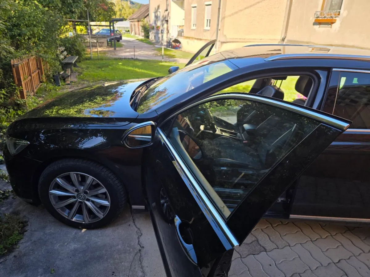 Volkswagen Passat 2015 photo 2
